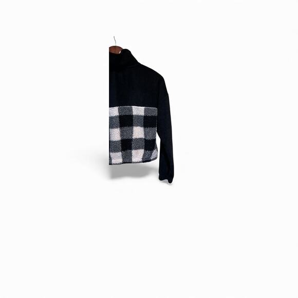 Faux Fur Buffalo Plaid Pullover Women’s Small Black White Cropped 1/2 Zip Jacket - Picture 6 of 7